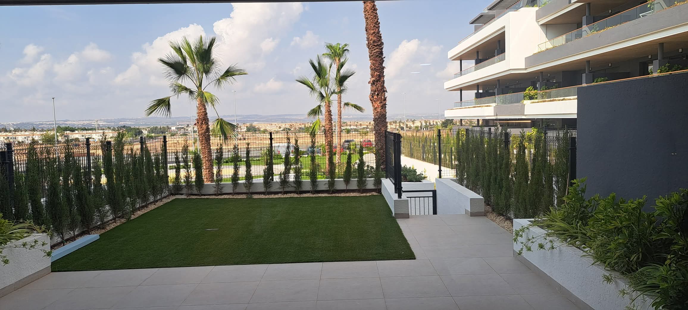 Luxus lakópark Torreviejában - Kép 10